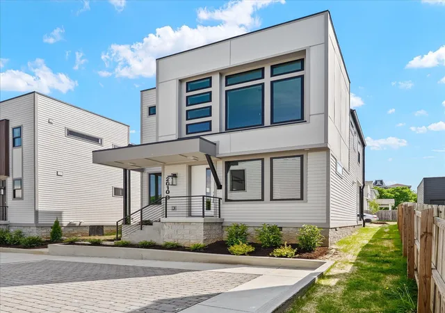 1st image of 2010 9th Ave N #A & B, Nashville, TN 37208 | MLS# 3035999