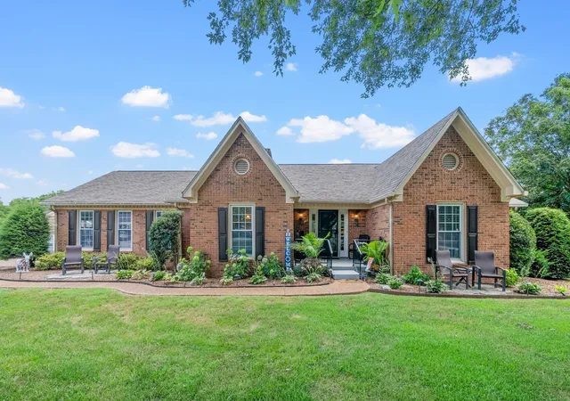2nd image of 1415 Spainwood St, Columbia, TN 38401 | MLS# 3035733