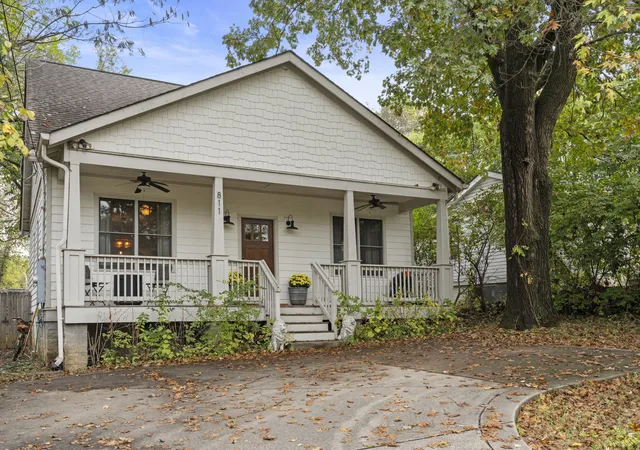 Homes for sale in Nashville, TN | 811 W Greenwood Ave, Nashville, TN 37206 | MLS# 3035944