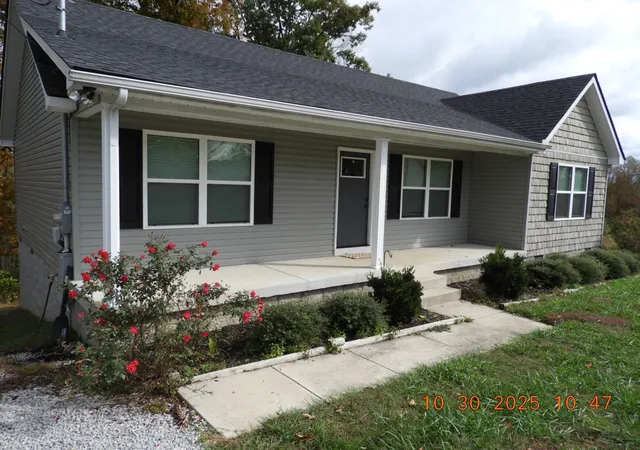 Homes for sale in Pulaski, TN | 155 Poling Dr, Pulaski, TN 38478 | MLS# 3036135