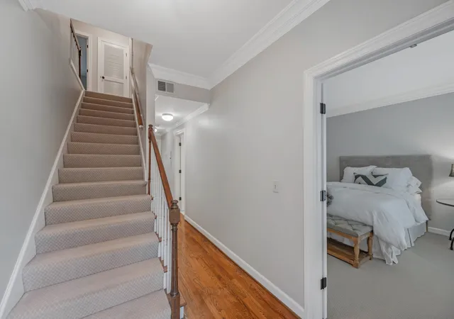 3rd image of 9 Sharonwood Dr, Nashville, TN 37215 | MLS# 3037520