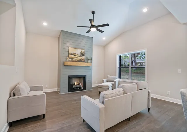4th image of 3601 Westlake Dr, Clarksville, TN 37040 | MLS# 3038195