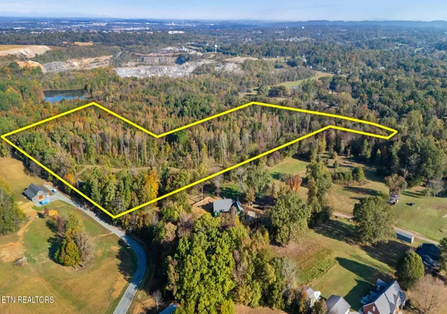 1st image of 209 Ridge Rd, Maryville, TN 37803 | MLS# 3185469