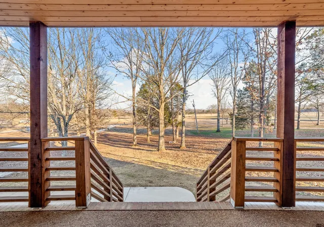 Photo 3 of Single family home for sale at 910 Corinth Rd, Mount Juliet, TN 37122 | MLS# 3038296 | Listing updated on 2026-04-06