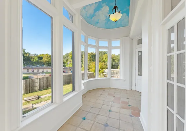 3rd image of 1397 Central Ave, Memphis, TN 38104 | MLS# 3163438