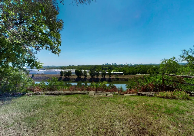 3rd image of 2124 Cliff Dr, Nashville, TN 37218 | MLS# 3038920