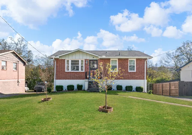 1st image of 2521 Allenwood Dr, Nashville, TN 37207 | MLS# 3042616