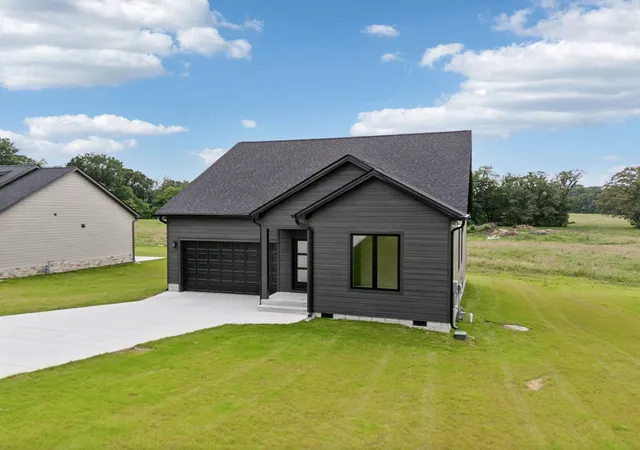 3rd image of 811 Oconner St, Smithville, TN 37166 | MLS# 3039253