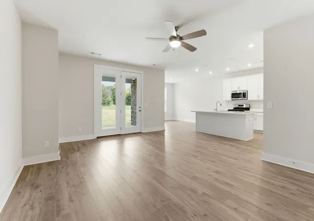 4th image of 1434 Charles Dr, Chapel Hill, TN 37034 | MLS# 3039323