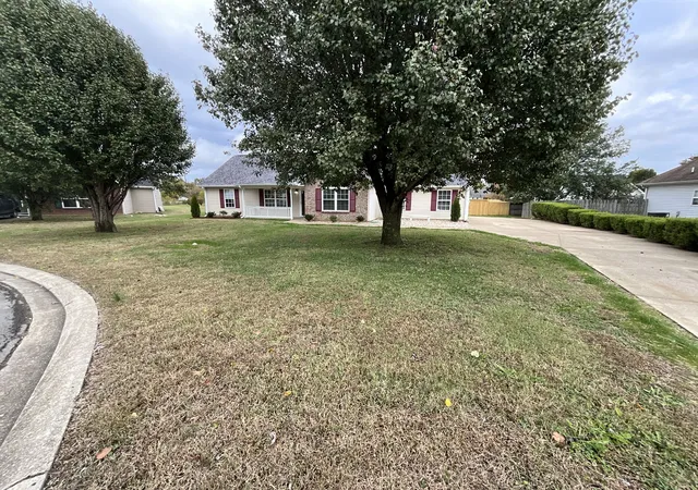 Photo 2 of Single family home for sale at 2712 Pickards Pt, La Vergne, TN 37086 | MLS# 3039872 | Listing updated on 2026-07-06