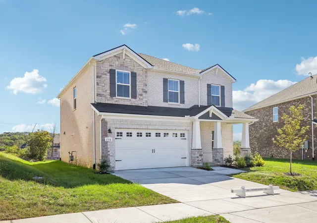 Photo 3 of Single family home for sale at 256 Astoria Dr, Hendersonville, TN 37075 | MLS# 3047089 | Listing updated on 2026-09-28