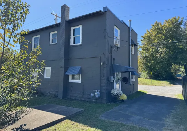 2nd image of 500 Church St, Dickson, TN 37055 | MLS# 3041968