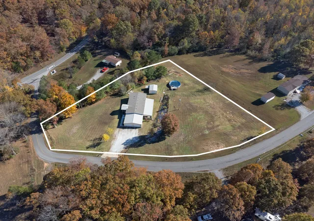 Homes for sale in Waverly, TN | 381 Baker Ridge Rd, Waverly, TN 37185 | MLS# 3042747