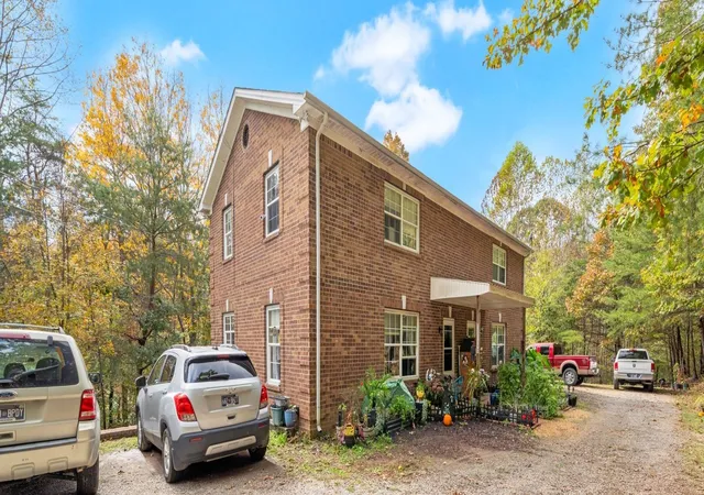 Homes for sale in Lyles, TN | 10092 Sneed Pt, Lyles, TN 37098 | MLS# 3041735