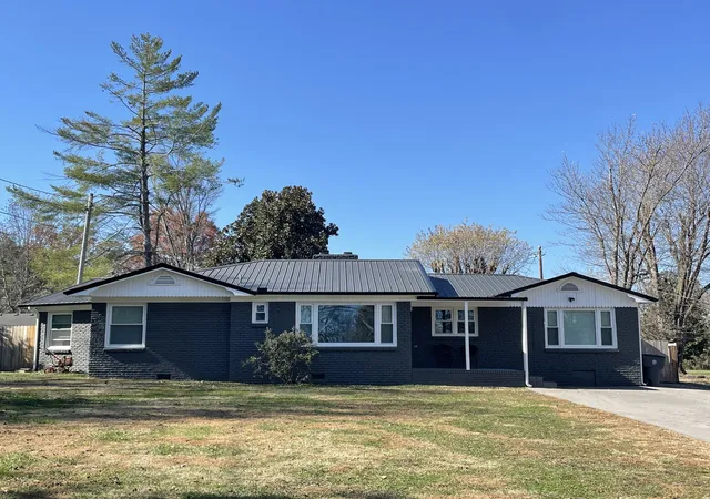1st image of 103 Sunset Dr, Mc Minnville, TN 37110 | MLS# 3045674
