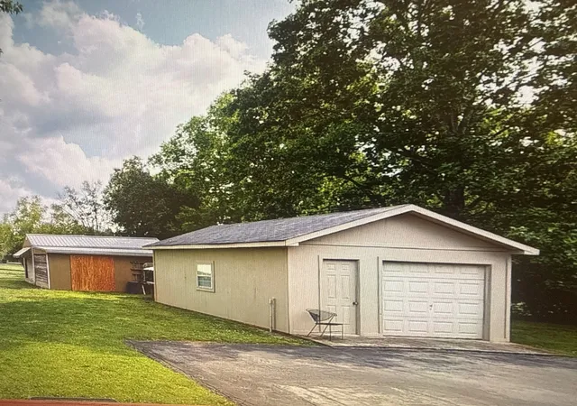 Photo 1 of Single family home for sale at 1608 Lilac Dr, Lebanon, TN 37087 | MLS# 3223720 | Listing updated on 2026-09-25