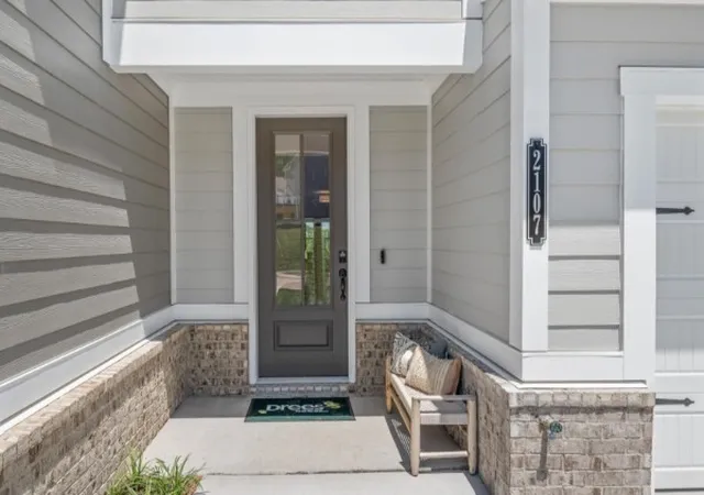 Photo 2 of Townhouse for sale at 2202 Melk Lane, Columbia, TN 38401 | MLS# 3041849 | Listing updated on 2025-11-23