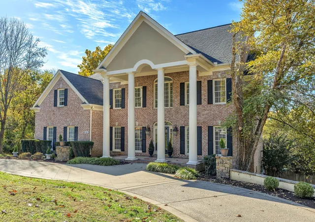 Photo 3 of Mansion for sale at 625 German Ln, Franklin, TN 37067 | MLS# 3042473 | Listing updated on 2026-08-29