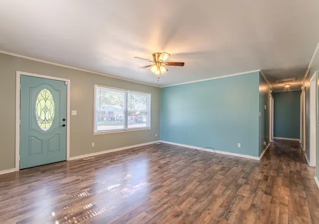 Photo 4 of Single family home for sale at 285 Thomas St, Savannah, TN 38372 | MLS# 3042289 | Listing updated on 2026-02-02