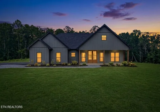 Homes for sale in Jamestown, TN | 1458 Taylor Pl Rd, Jamestown, TN 38556 | MLS# 3042297