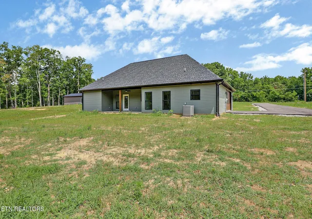 Homes for sale in Jamestown, TN | 1458 Taylor Pl Rd, Jamestown, TN 38556 | MLS# 3042297