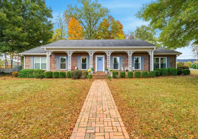 Homes for sale in Etowah, TN | 715 Harren Court, Etowah, TN 37331 | MLS# 3223340