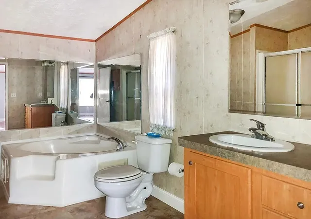 Photo 4 of Manufactured home for sale at 796 Brownfield Rd, Dover, TN 37058 | MLS# 3612060 | Listing updated on 2026-10-07