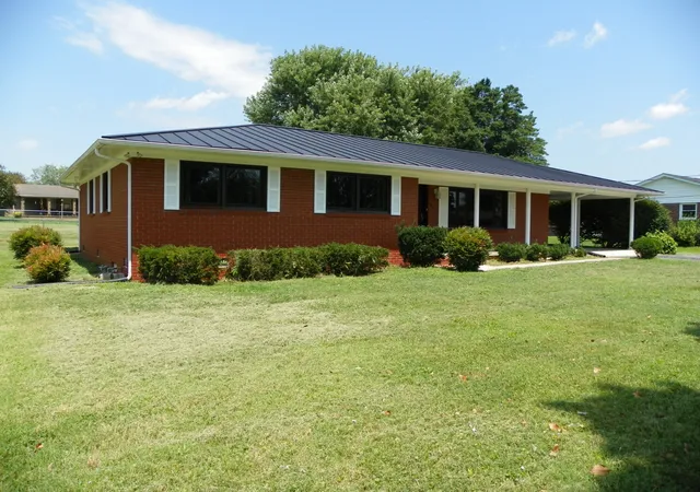 image of 202 Gillen Dr, Sparta, TN 38583 | MLS# 3043495
