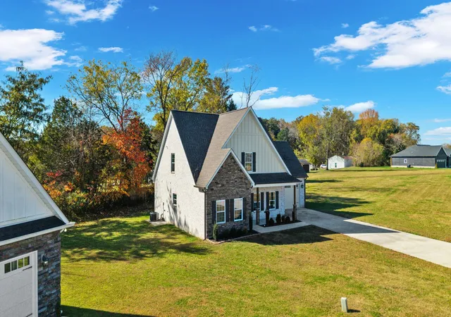 1st image of 74 Summerset Dr, Winchester, TN 37398 | MLS# 3045171
