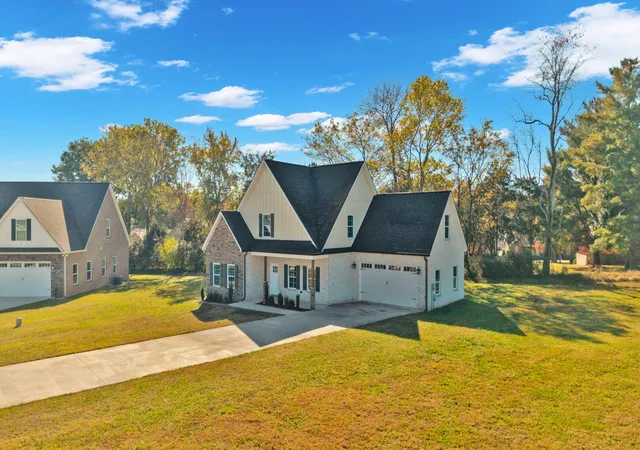 2nd image of 74 Summerset Dr, Winchester, TN 37398 | MLS# 3045171
