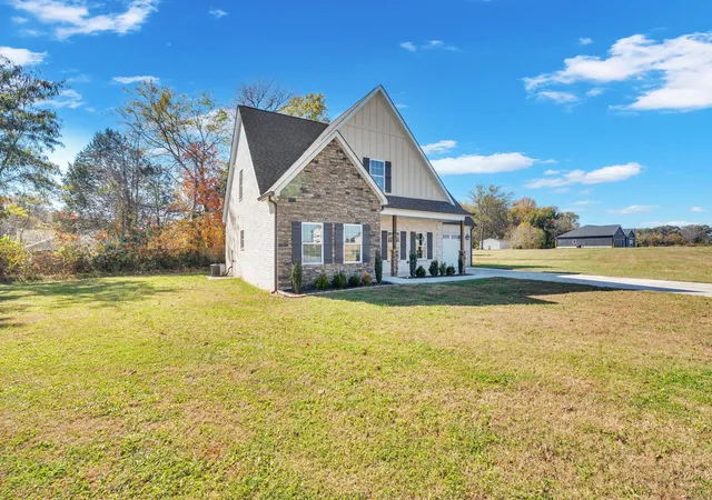 4th image of 74 Summerset Dr, Winchester, TN 37398 | MLS# 3045171