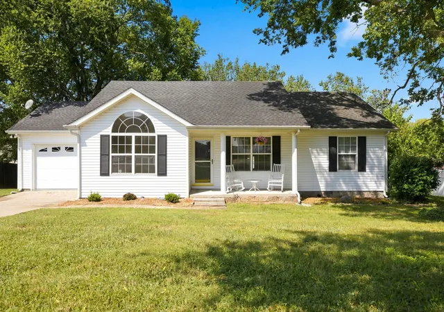 Photo 2 of Single family home for sale at 1119 Sentry Ct, Murfreesboro, TN 37130 | MLS# 3527296 | Listing updated on 2026-09-26