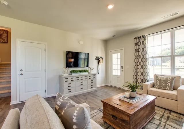 Photo 4 of Townhouse at 931 Shorttail Ln, Lebanon, TN 37090 | MLS# 3043743 | | Sold on 2025-12-15