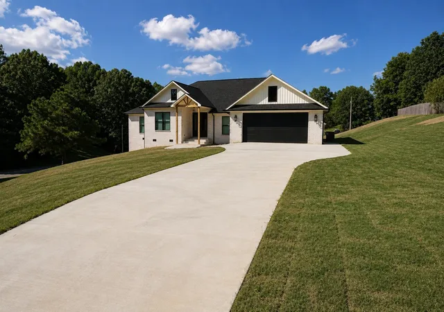 Photo 3 of Single family home for sale at 174 Cardinal Est Dr, Lexington, TN 38351 | MLS# 3045035 | Listing updated on 2026-10-08