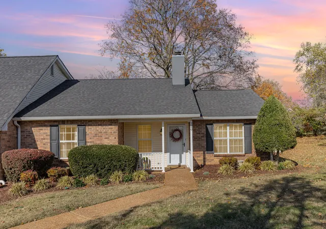 1st image of 220 Cottage Pl, Nashville, TN 37214 | MLS# 3045344
