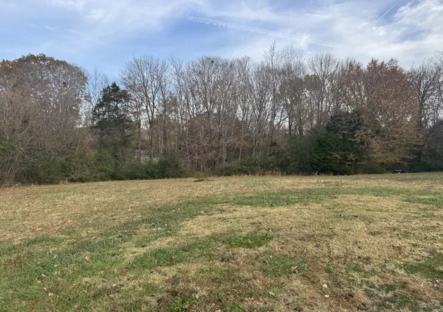 Photo 3 of Manufactured home for sale at 3020 W County Farm Rd, Springfield, TN 37172 | MLS# 3045511 | Listing updated on 2026-01-21