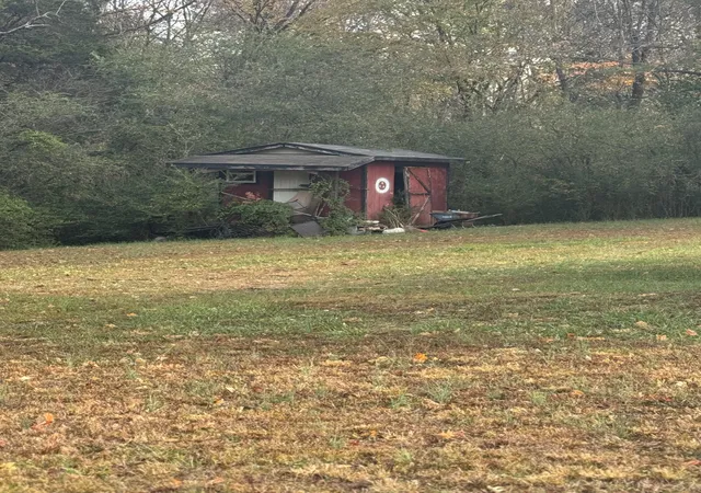 Photo 4 of Manufactured home for sale at 3020 W County Farm Rd, Springfield, TN 37172 | MLS# 3045511 | Listing updated on 2026-01-21