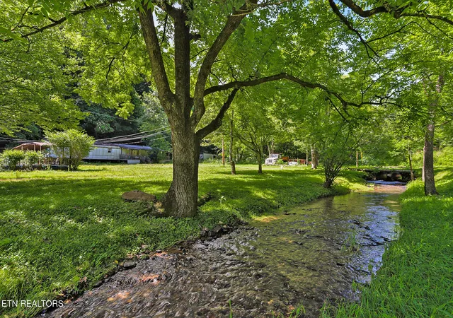 3rd image of 553 Caney Creek Rd, Pigeon Forge, TN 37863 | MLS# 3211188