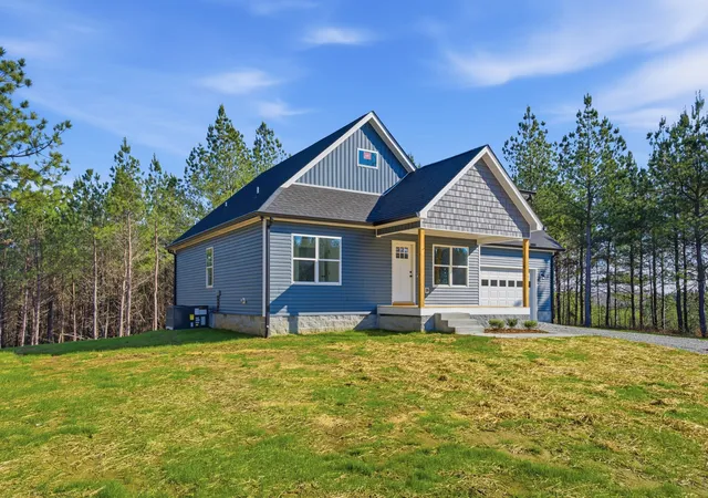 Photo 4 of Single Family Residence at 3763 Highway 231, Erin, TN 37061 | MLS# 3046328 | | Sold on 2026-03-17