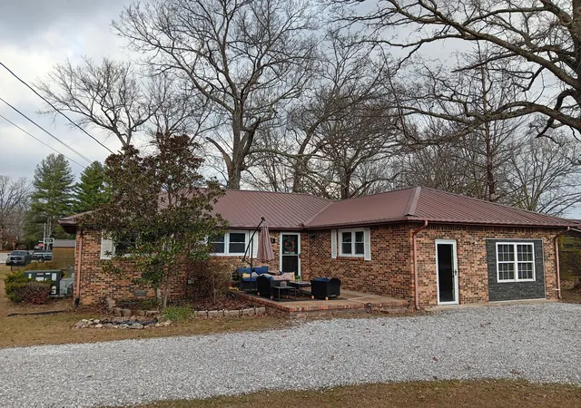 3rd image of 1203 Edgewood Dr, Manchester, TN 37355 | MLS# 3046698