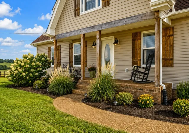 3rd image of 1883 Sawgrass Ln, Chapel Hill, TN 37034 | MLS# 3046948