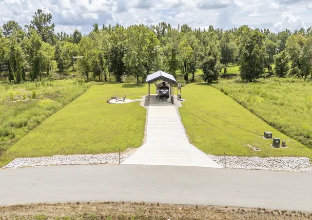 2nd image of 6425 Cravens Rd, Savannah, TN 38372 | MLS# 3047133