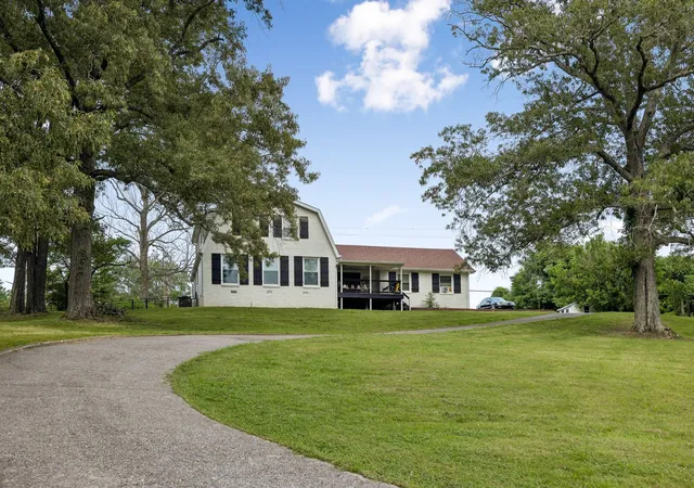 Photo 2 of Single family home for sale at 1733 Belotes Fry Rd, Lebanon, TN 37087 | MLS# 3051411 | Listing updated on 2026-09-04