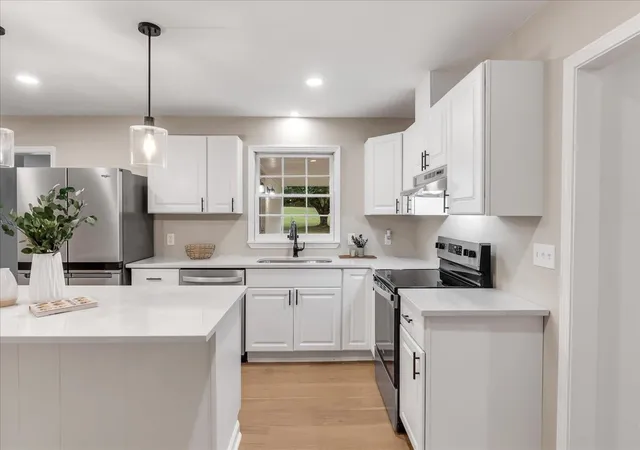 Photo 2 of Single family home for sale at 315 Little Creek Rd, Pleasant Shade, TN 37145 | MLS# 3047449 | Listing updated on 2026-01-29