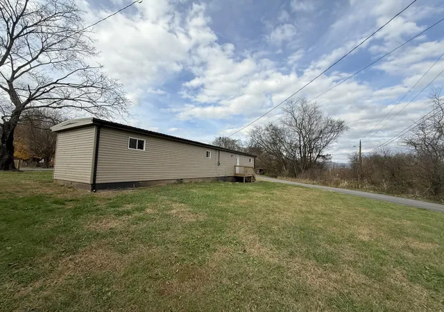 Homes for sale in Pikeville, TN | 232 W Legion West Circle, Pikeville, TN 37367 | MLS# 3047629