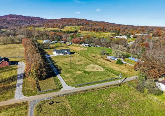 2nd image of 84 Tonys Ln, Mc Minnville, TN 37110 | MLS# 3047805