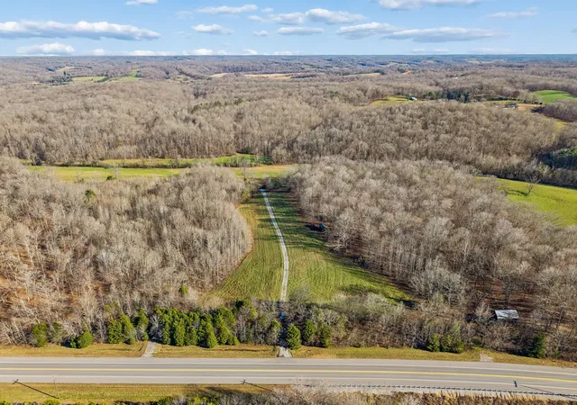 Homes for sale in Cumberland City, TN | 3819 Old Hwy 13, Cumberland City, TN 37050 | MLS# 3051727