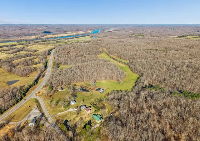 Homes for sale in Cumberland City, TN | 3819 Old Hwy 13, Cumberland City, TN 37050 | MLS# 3051727