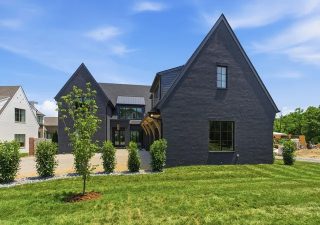 1st image of 4518 Belmont Park Ter, Nashville, TN 37215 | MLS# 3048860