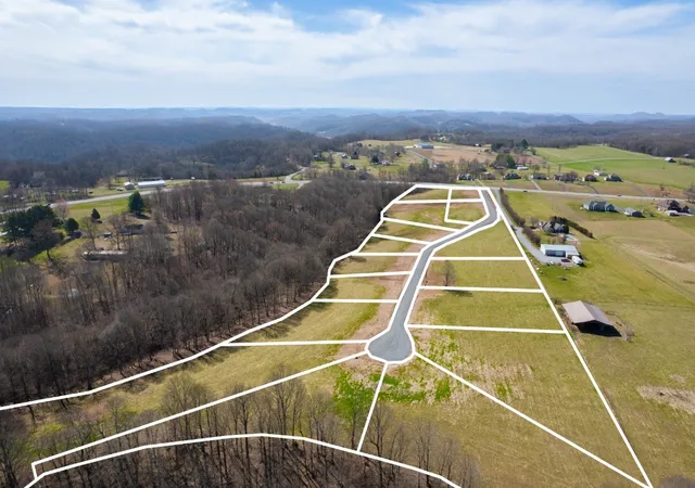3rd image of 0 Hwy 52, Lafayette, TN 37083 | MLS# 3047998